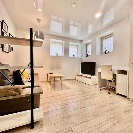 Kepezinski Centre Apartments Каунас Екстериор снимка