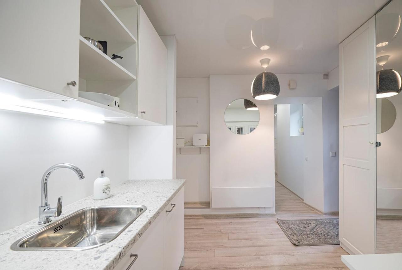 Kepezinski Centre Apartments Каунас Екстериор снимка