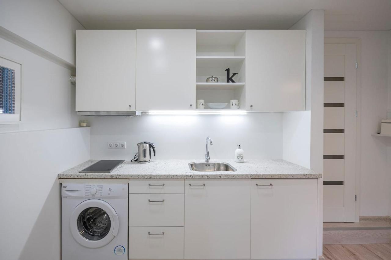 Kepezinski Centre Apartments Каунас Екстериор снимка